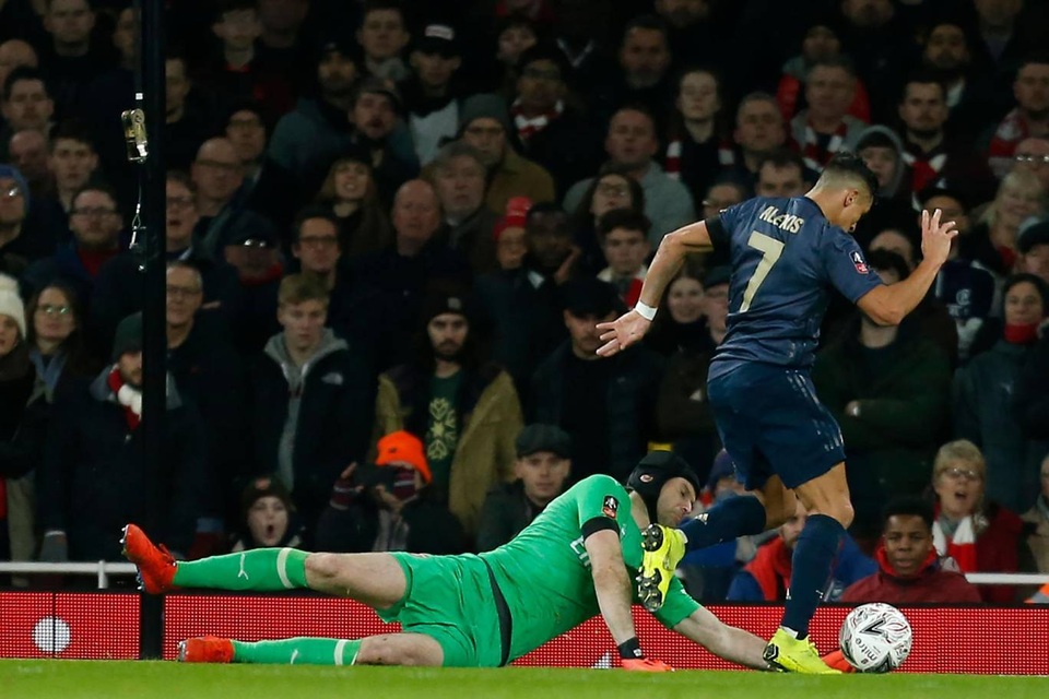 Nhìn lại chiến thắng của Man Utd trước Arsenal - 12 Nhìn lại chiến thắng của Man Utd trước Arsenal - 12