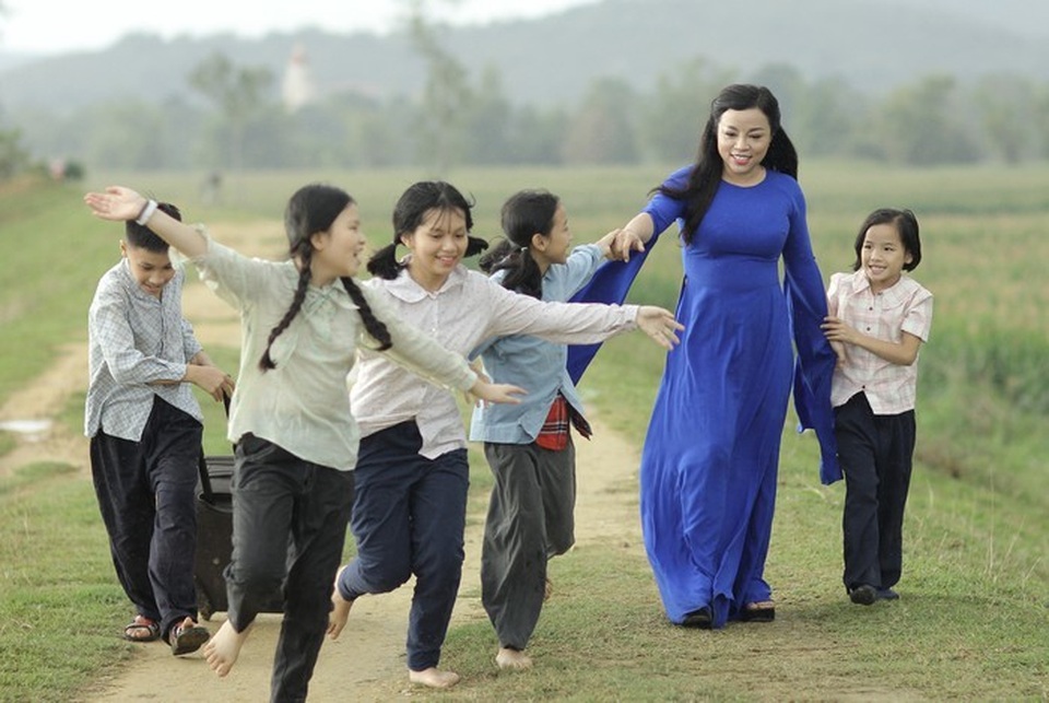 Nghệ sĩ đua nhau “lên rừng, xuống biển” quay MV Tết - 6 Nghệ sĩ đua nhau “lên rừng, xuống biển” quay MV Tết - 6