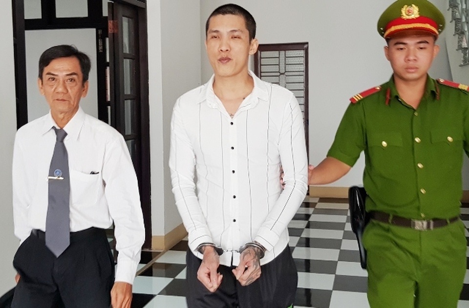 Rút đơn kháng cáo, thanh niên giết mẹ chấp nhận án tù chung thân - 1 Rút đơn kháng cáo, thanh niên giết mẹ chấp nhận án tù chung thân - 1