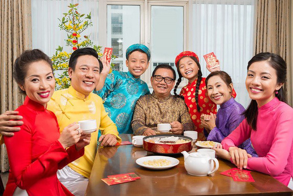 Kiểu chúc Tết nhanh như chớp thời 4.0 khiến phong tục bớt ý nghĩa - 3 Kiểu chúc Tết nhanh như chớp thời 4.0 khiến phong tục bớt ý nghĩa - 3