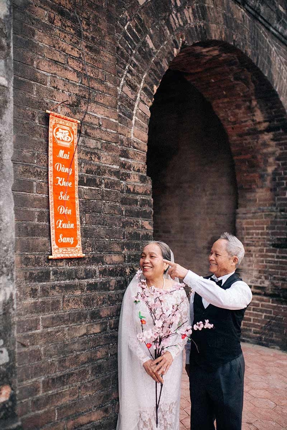 xuyt-xoa-chuyen-65-nam-mot-tinh-yeu-9.jpg xuyt-xoa-chuyen-65-nam-mot-tinh-yeu-9.jpg