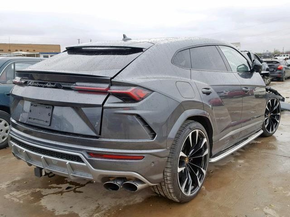 0bcaec7e-lamborghini-urus-auction-4.jpg 0bcaec7e-lamborghini-urus-auction-4.jpg