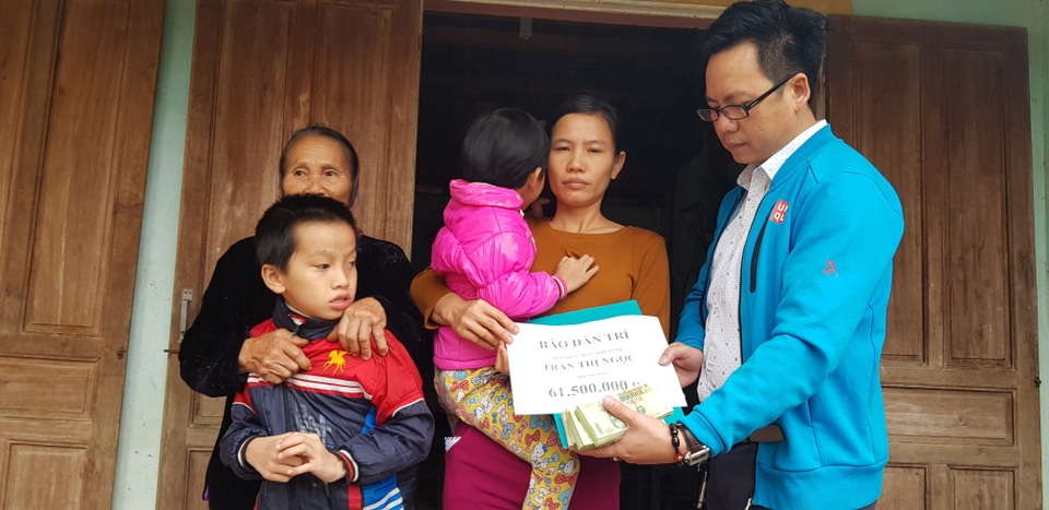 Bạn đọc giúp đỡ mẹ con chị Trần Thị Ngọc hơn 60 triệu đồng  - 1 Bạn đọc giúp đỡ mẹ con chị Trần Thị Ngọc hơn 60 triệu đồng  - 1