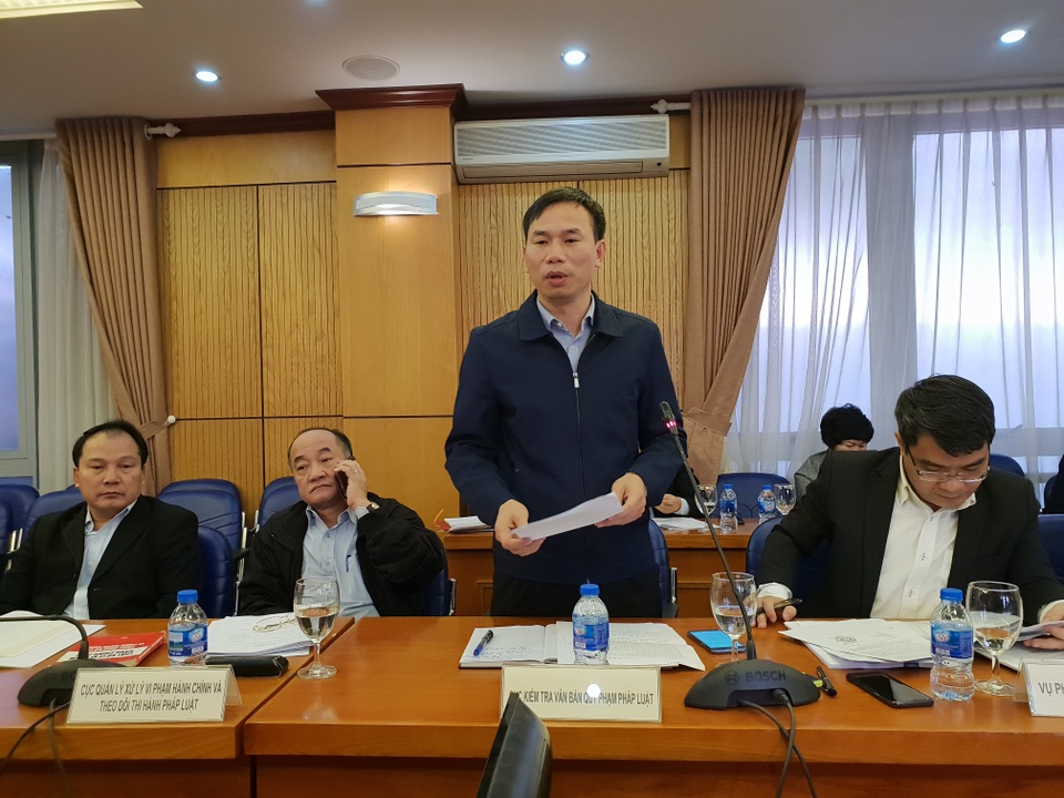 Bộ Tư pháp không tuýt còi quy định ghi âm, ghi hình cán bộ tiếp dân phải “xin phép” - 1 Bộ Tư pháp không tuýt còi quy định ghi âm, ghi hình cán bộ tiếp dân phải “xin phép” - 1