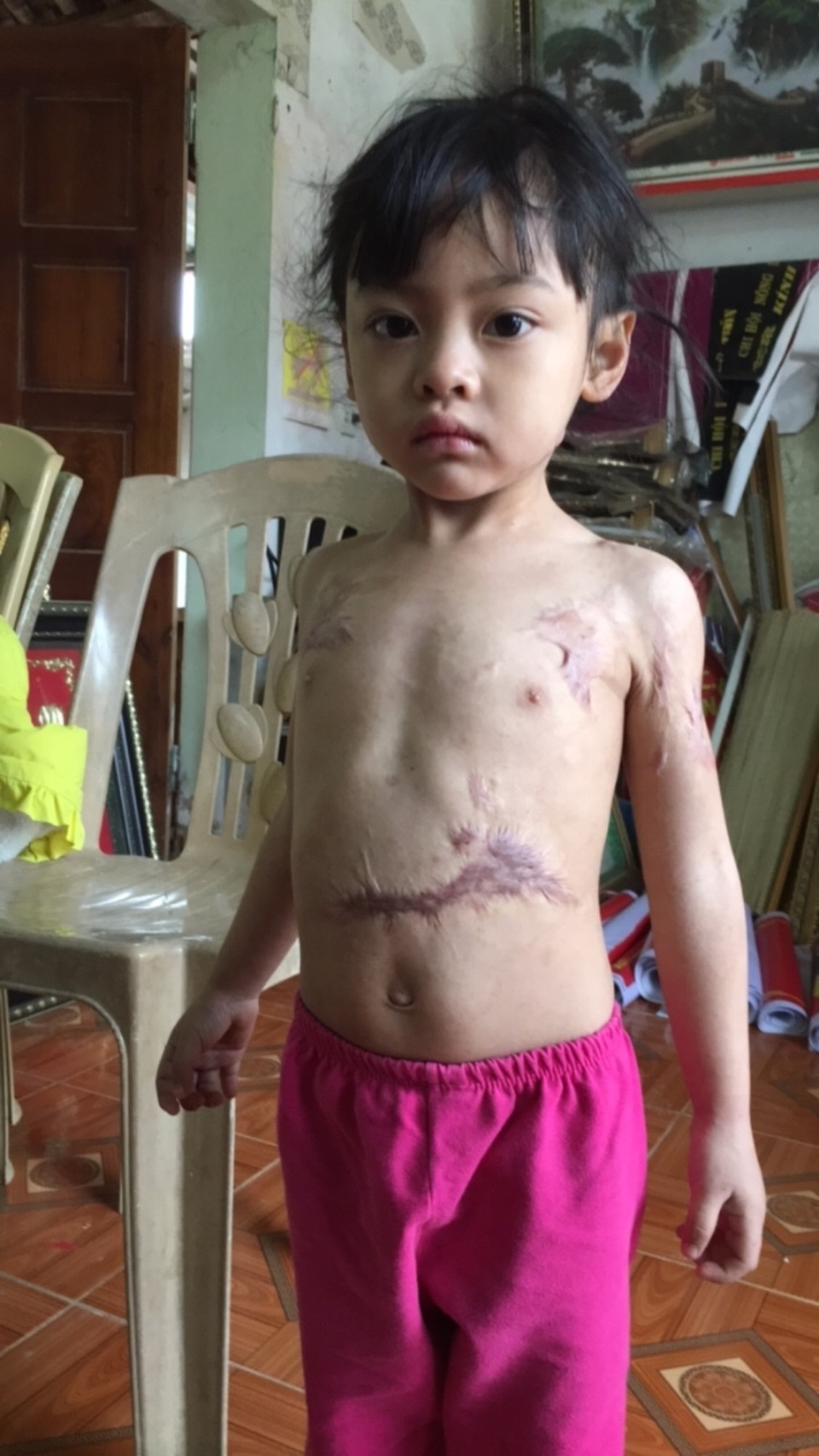 Cay đắng người đàn ông đợi chờ tử thần đưa đi trong tuyệt vọng - 4 Cay đắng người đàn ông đợi chờ tử thần đưa đi trong tuyệt vọng - 4
