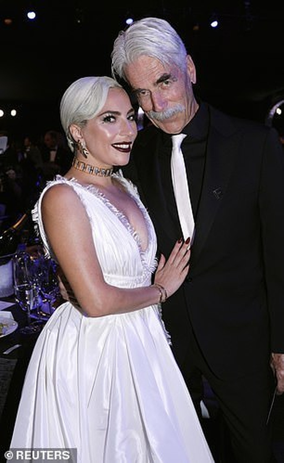 Lady Gaga tình tứ bên bạn trai hơn 18 tuổi  - 8