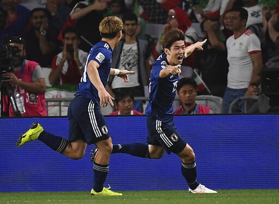 Nhật Bản 3-0 Iran: Chiến thắng hoàn hảo - 4 Nhật Bản 3-0 Iran: Chiến thắng hoàn hảo - 4