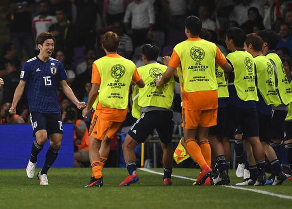 Nhật Bản 3-0 Iran: Chiến thắng hoàn hảo - 2 Nhật Bản 3-0 Iran: Chiến thắng hoàn hảo - 2