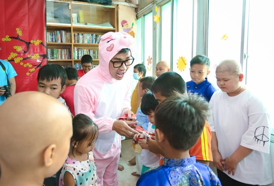 MC Nguyên Khang tậu nhà tiền tỷ đón Tết, tiết lộ về người tình bí mật - 3 MC Nguyên Khang tậu nhà tiền tỷ đón Tết, tiết lộ về người tình bí mật - 3