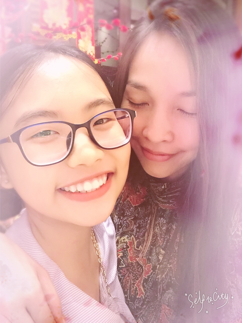 Phương Mỹ Chi tái hợp với Hiền Thục, đập tan tin đồn vô ơn - 3 Phương Mỹ Chi tái hợp với Hiền Thục, đập tan tin đồn vô ơn - 3