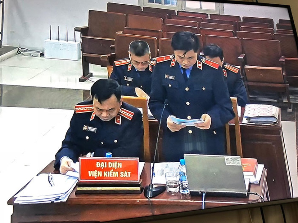 tuong 3.jpg tuong 3.jpg