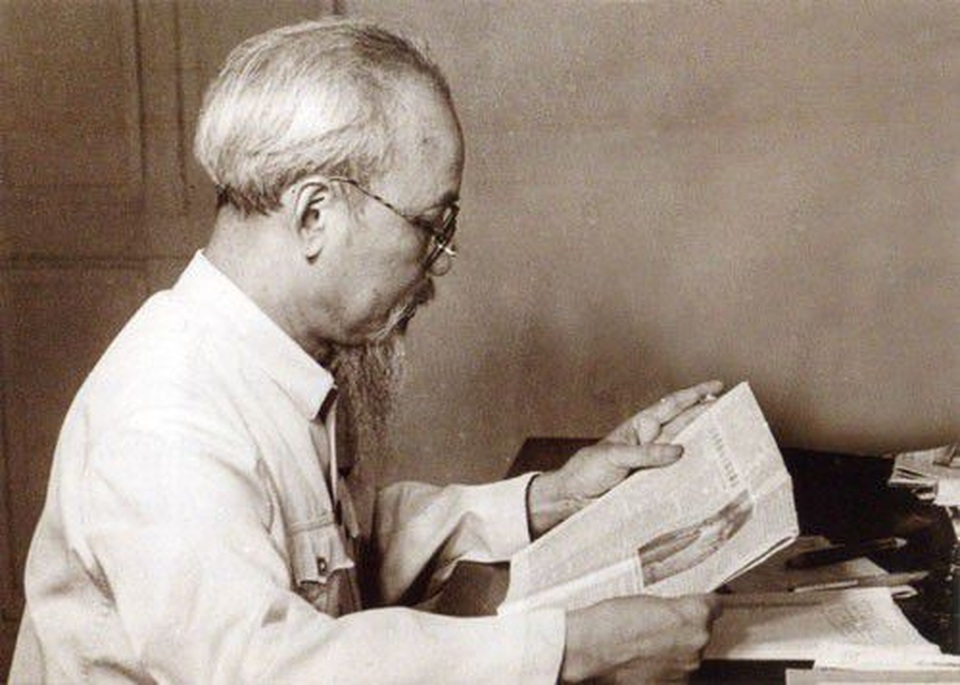 bac ho.jpg bac ho.jpg
