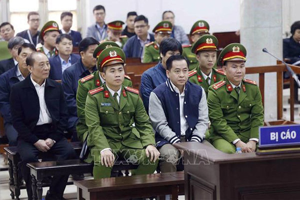 Hai cựu Thứ trưởng Bộ Công an bị đề nghị 36 - 42 tháng tù - 1 Hai cựu Thứ trưởng Bộ Công an bị đề nghị 36 - 42 tháng tù - 1