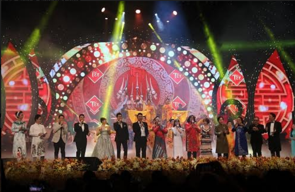 xuanquehuong2.png xuanquehuong2.png