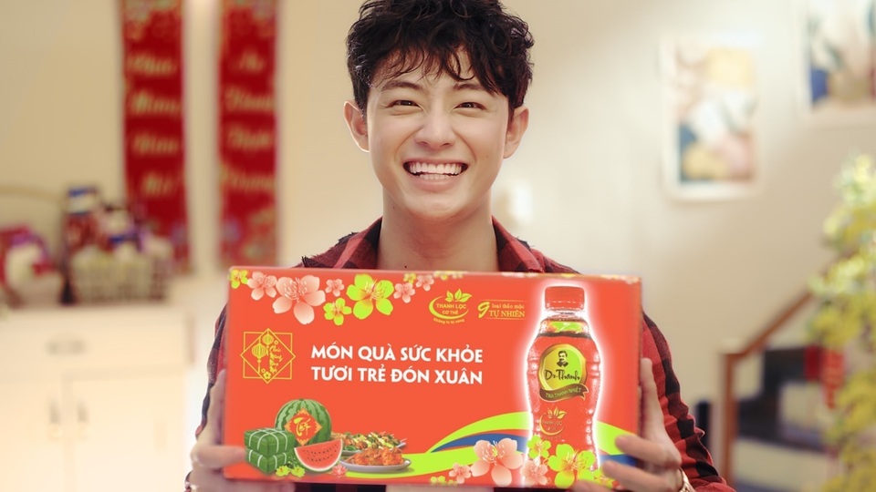 Clip “Món quà sức khỏe” đang dẫn đầu lượt xem trong clip quảng cáo Tết 2019 - 1 Clip “Món quà sức khỏe” đang dẫn đầu lượt xem trong clip quảng cáo Tết 2019 - 1