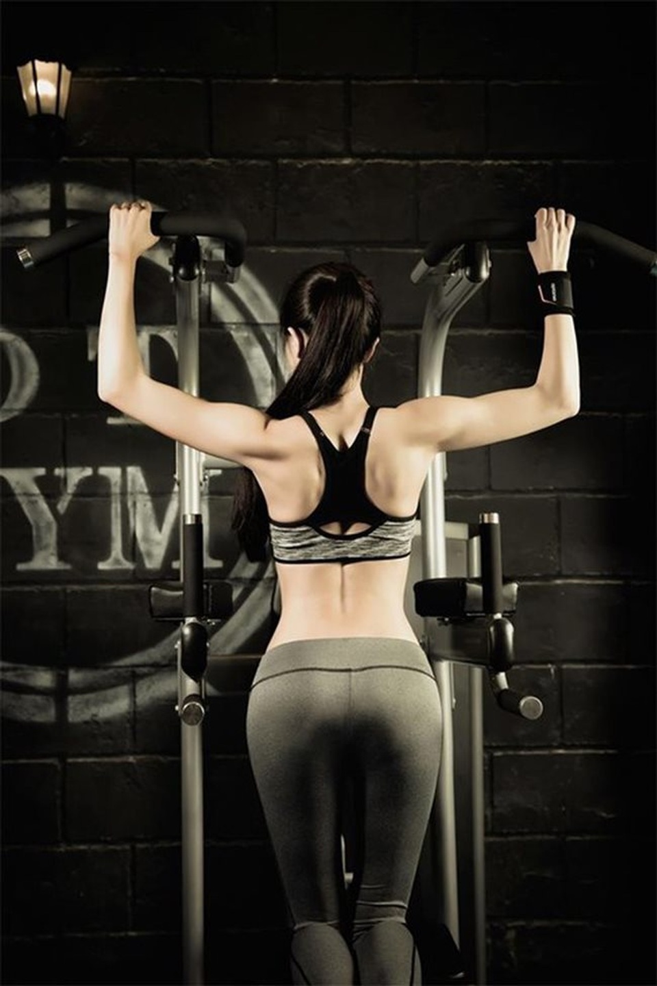 gym3016.jpg gym3016.jpg