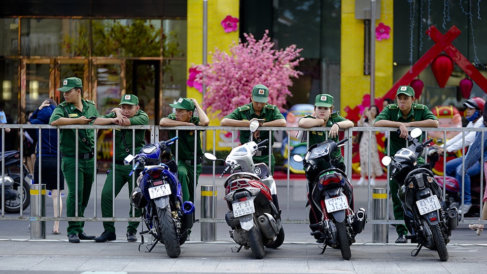 Đường hoa Nguyễn Huệ 2019: Những hình ảnh trước giờ G - 14