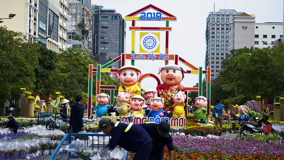 Đường hoa Nguyễn Huệ 2019: Những hình ảnh trước giờ G - 2