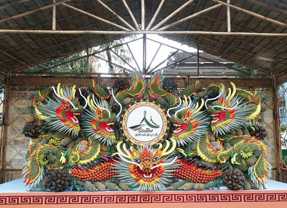 Ngắm đường hoa Cần Thơ trước ngày khai mạc - 8 Ngắm đường hoa Cần Thơ trước ngày khai mạc - 8