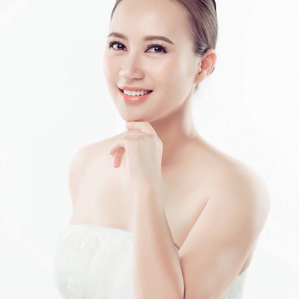 Ca sĩ Khánh Linh kể chuyện mẹ chồng tâm lý không áp lực chuyện cỗ bàn ngày Tết - 1 Ca sĩ Khánh Linh kể chuyện mẹ chồng tâm lý không áp lực chuyện cỗ bàn ngày Tết - 1