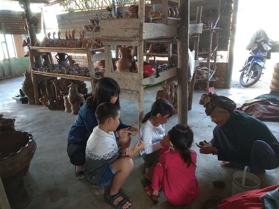 Làng gốm Bàu Trúc tất bật chuẩn bị đón khách Tết - 9 Làng gốm Bàu Trúc tất bật chuẩn bị đón khách Tết - 9