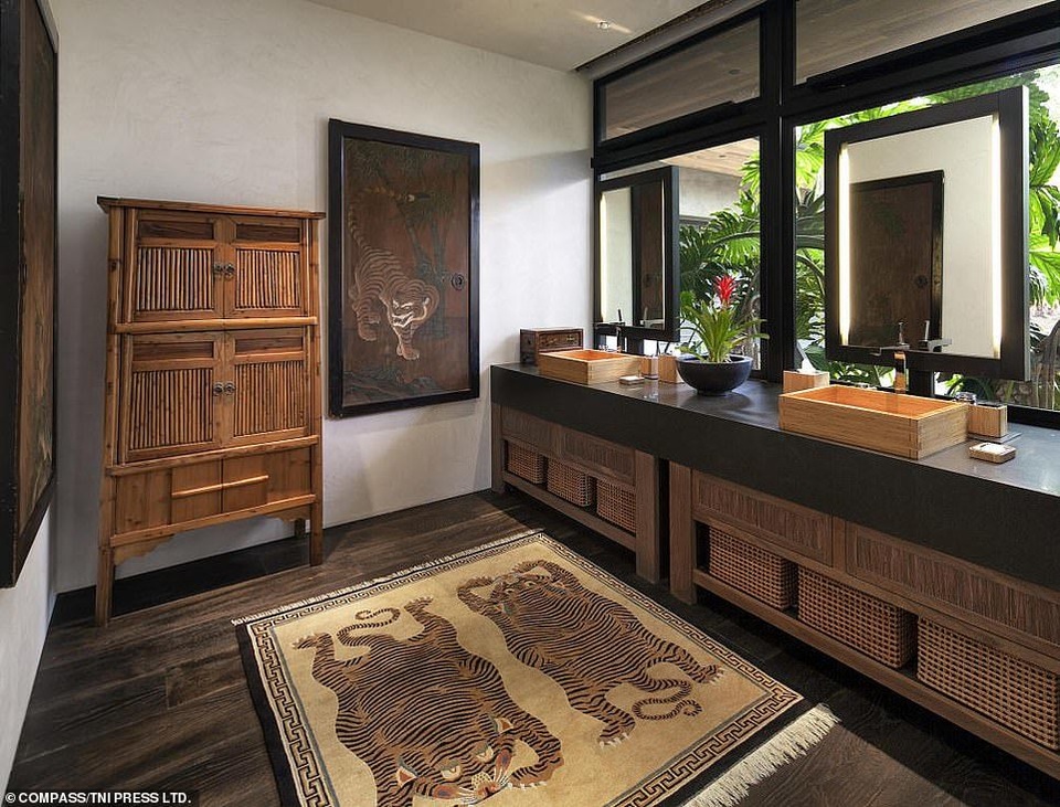 Ellen DeGeneres chi 27 triệu USD mua nhà mới - 17 Ellen DeGeneres chi 27 triệu USD mua nhà mới - 17