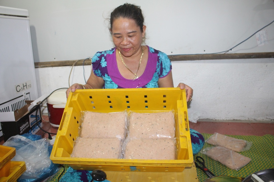 Hình 4 (2).JPG Hình 4 (2).JPG