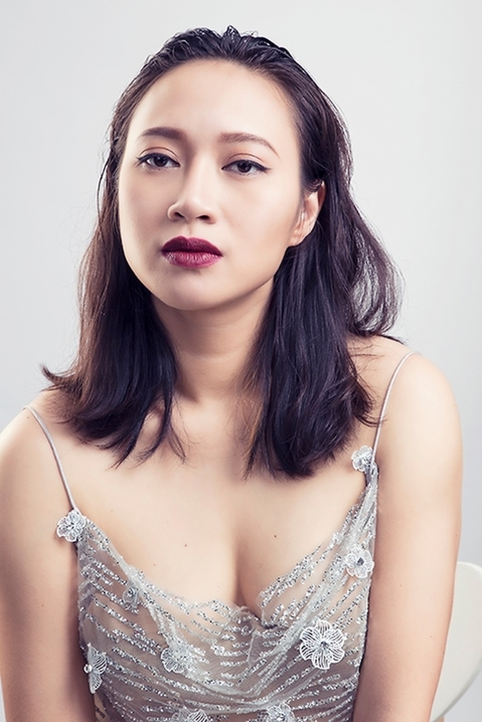 Ca sĩ Khánh Linh kể chuyện mẹ chồng tâm lý không áp lực chuyện cỗ bàn ngày Tết - 6 Ca sĩ Khánh Linh kể chuyện mẹ chồng tâm lý không áp lực chuyện cỗ bàn ngày Tết - 6