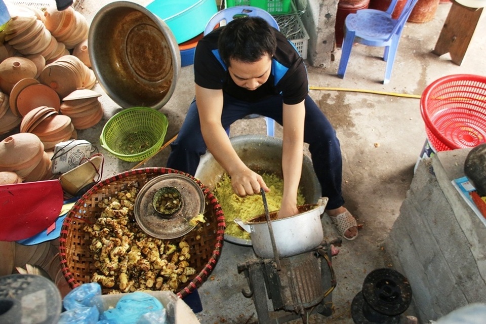 Hà Nam: Cận Tết, người kho cá thuê Đại Hoàng kiếm tiền triệu/ngày - 4 Hà Nam: Cận Tết, người kho cá thuê Đại Hoàng kiếm tiền triệu/ngày - 4