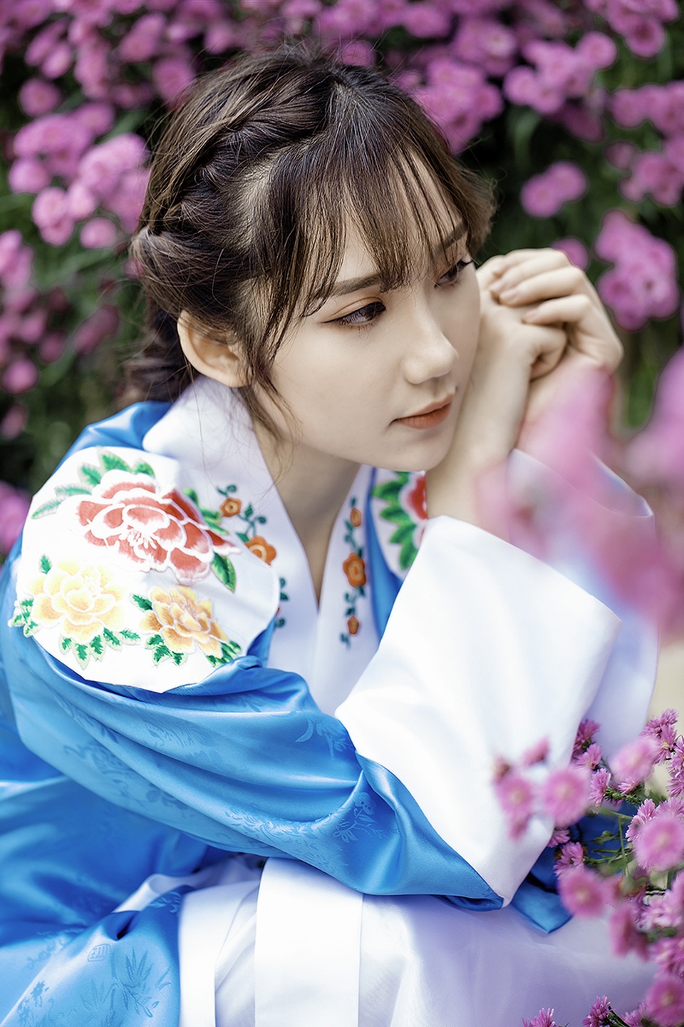 Hot girl quân nhân xinh đẹp, hát hay chỉ đặt tiêu chuẩn bạn trai... cao là được - 6 Hot girl quân nhân xinh đẹp, hát hay chỉ đặt tiêu chuẩn bạn trai... cao là được - 6