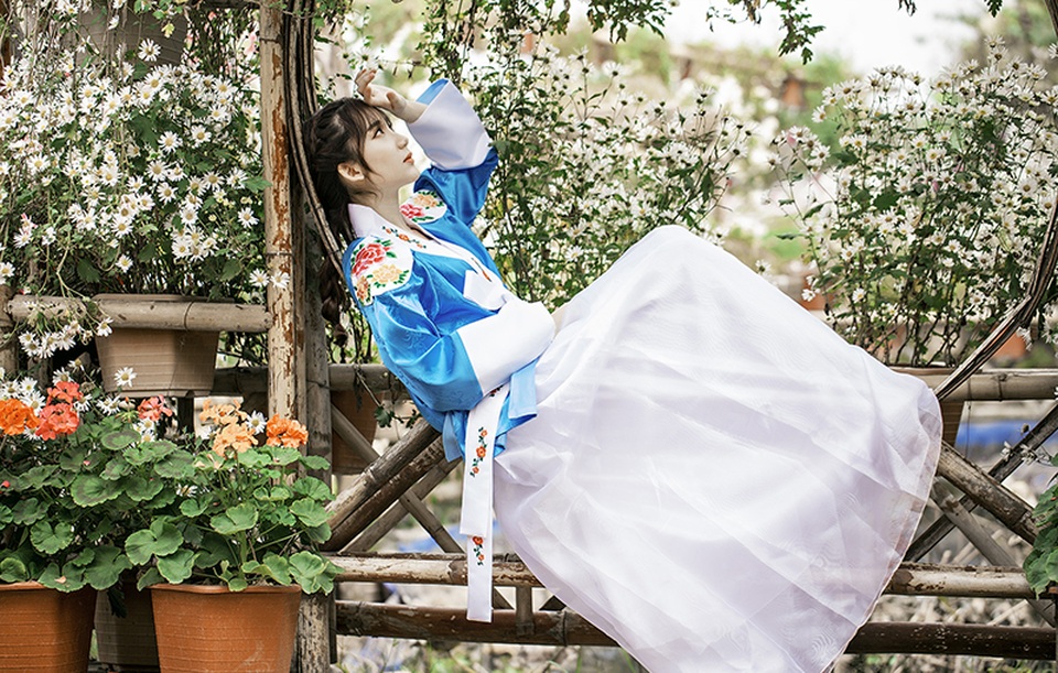 Hot girl quân nhân xinh đẹp, hát hay chỉ đặt tiêu chuẩn bạn trai... cao là được - 8 Hot girl quân nhân xinh đẹp, hát hay chỉ đặt tiêu chuẩn bạn trai... cao là được - 8