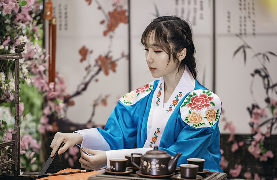 Hot girl quân nhân xinh đẹp, hát hay chỉ đặt tiêu chuẩn bạn trai... cao là được - 11 Hot girl quân nhân xinh đẹp, hát hay chỉ đặt tiêu chuẩn bạn trai... cao là được - 11