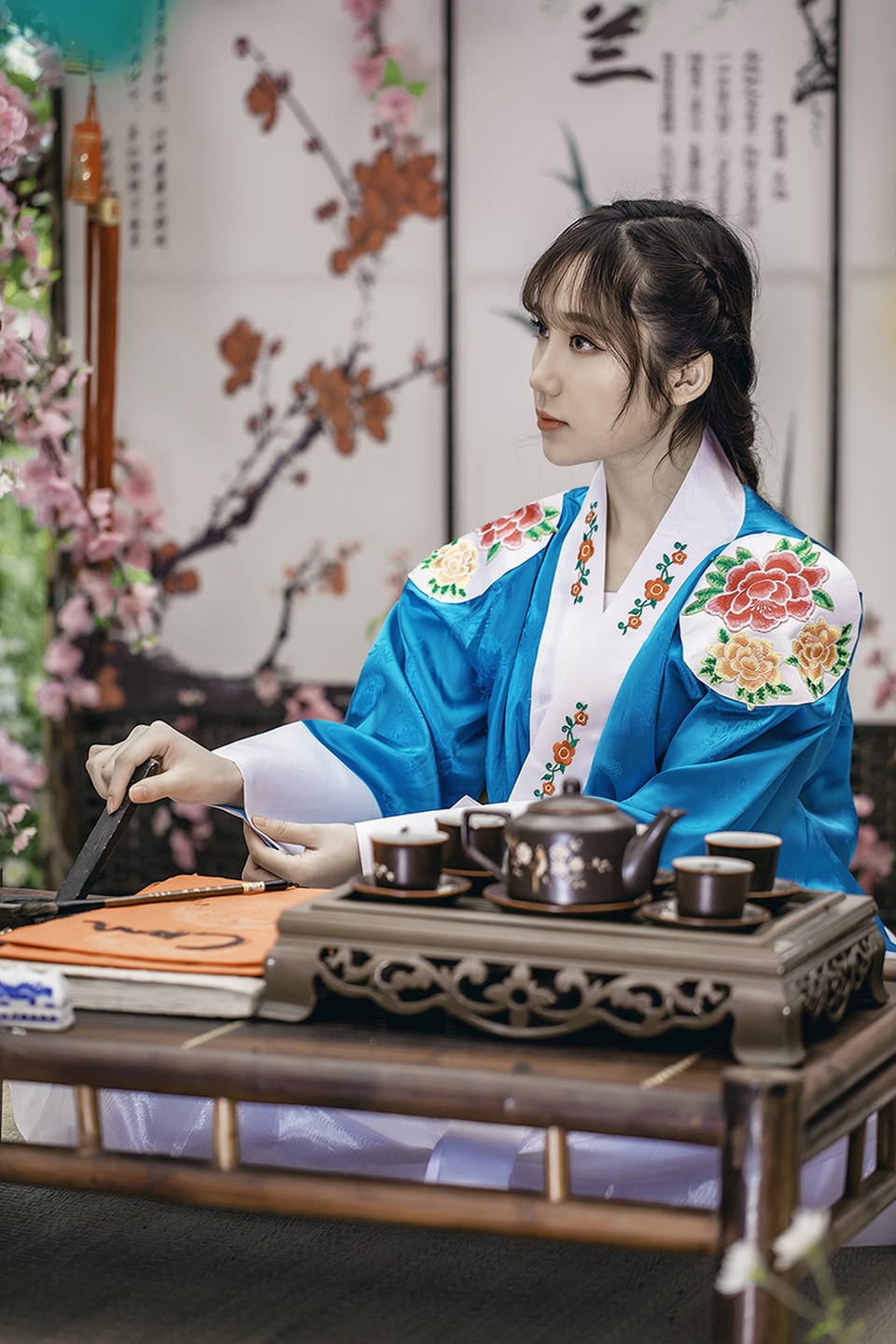 Hot girl quân nhân xinh đẹp, hát hay chỉ đặt tiêu chuẩn bạn trai... cao là được - 7 Hot girl quân nhân xinh đẹp, hát hay chỉ đặt tiêu chuẩn bạn trai... cao là được - 7