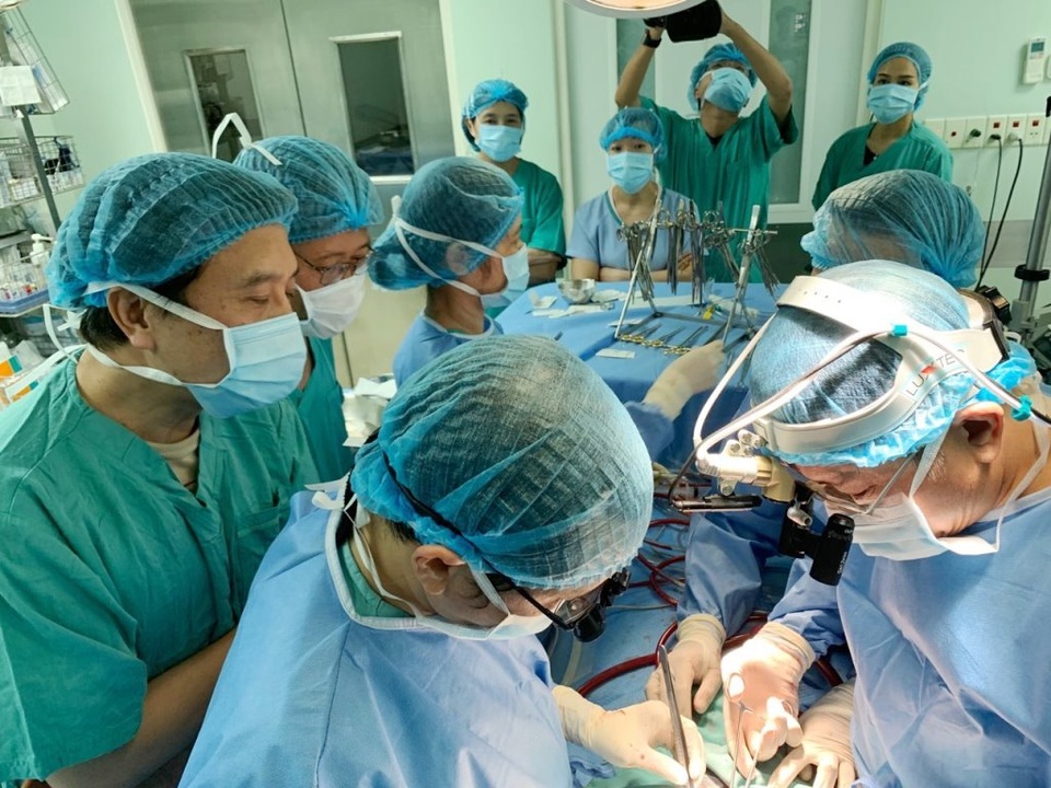 Thêm một ca ghép tim xuyên quốc gia thành công - 4 Thêm một ca ghép tim xuyên quốc gia thành công - 4