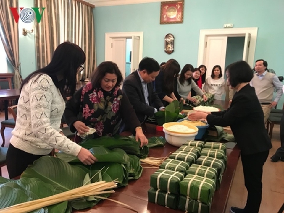 Cộng đồng người Việt tại Nga gói bánh chưng đón Tết Kỷ Hợi - 1 Cộng đồng người Việt tại Nga gói bánh chưng đón Tết Kỷ Hợi - 1