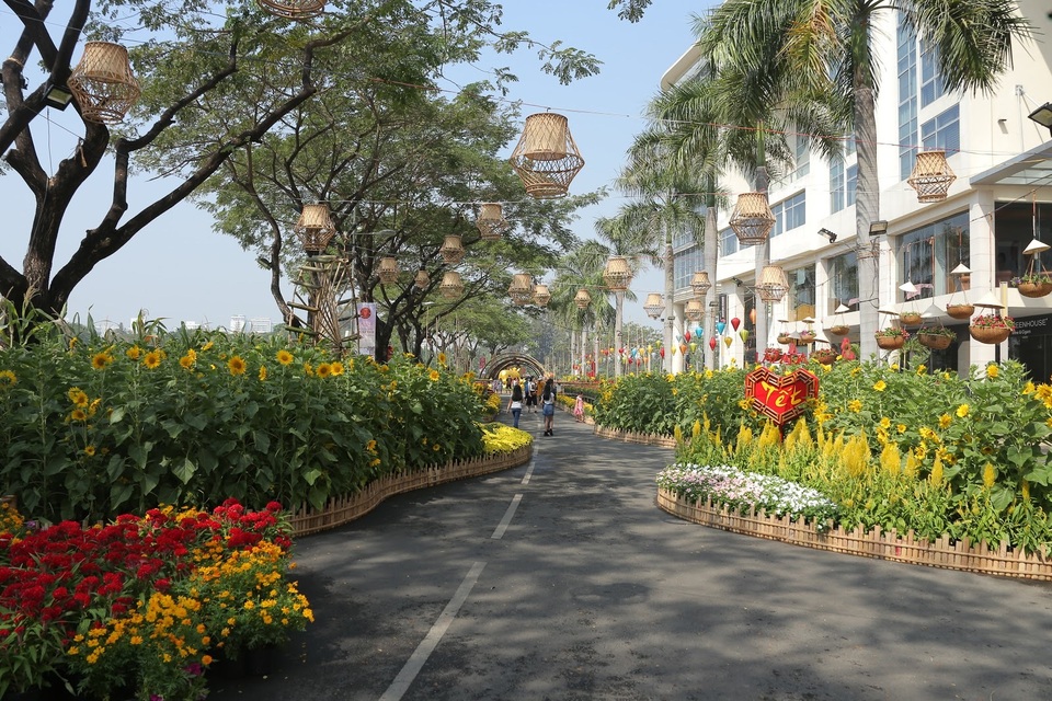 Hội hoa xuân Phú Mỹ Hưng - Món quà Tết Kỷ Hợi đặc biệt cho người Sài Gòn - 2 Hội hoa xuân Phú Mỹ Hưng - Món quà Tết Kỷ Hợi đặc biệt cho người Sài Gòn - 2