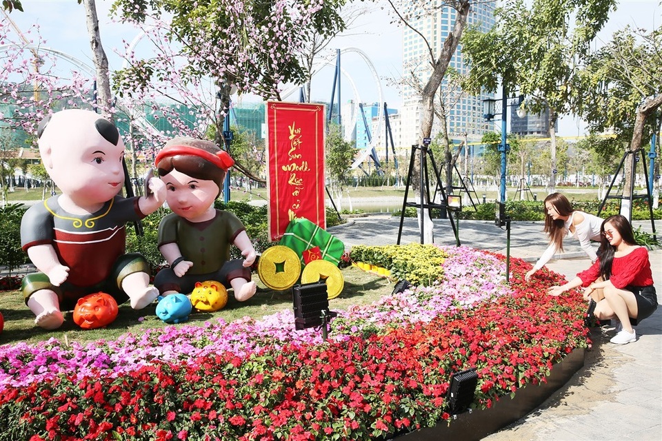 Le hoi hoa Sun World Halong Complex (32).jpg Le hoi hoa Sun World Halong Complex (32).jpg