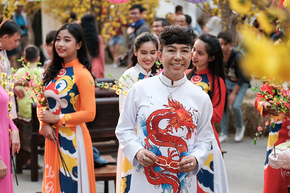 long-nhat (3).jpg long-nhat (3).jpg