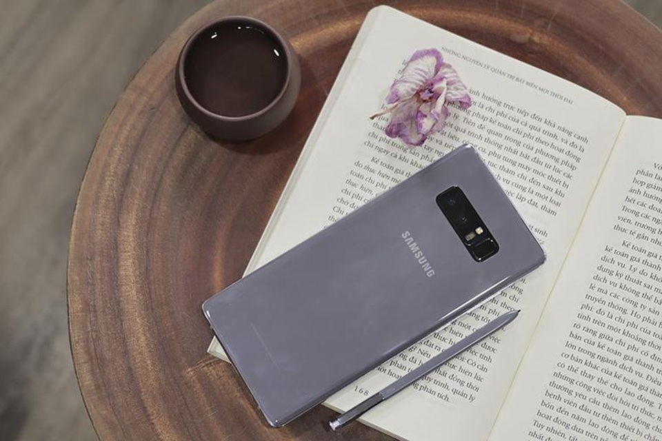 Top 10 smartphone đang hút khách ngày Tết - 4 Top 10 smartphone đang hút khách ngày Tết - 4