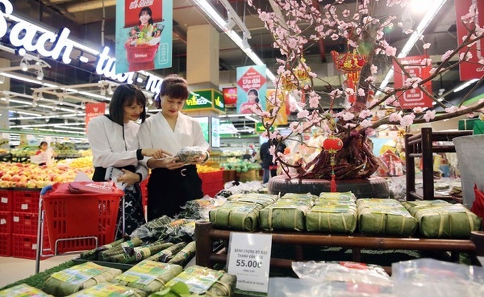 Người dân tấp nập vào siêu thị sắm Tết - 5 Người dân tấp nập vào siêu thị sắm Tết - 5
