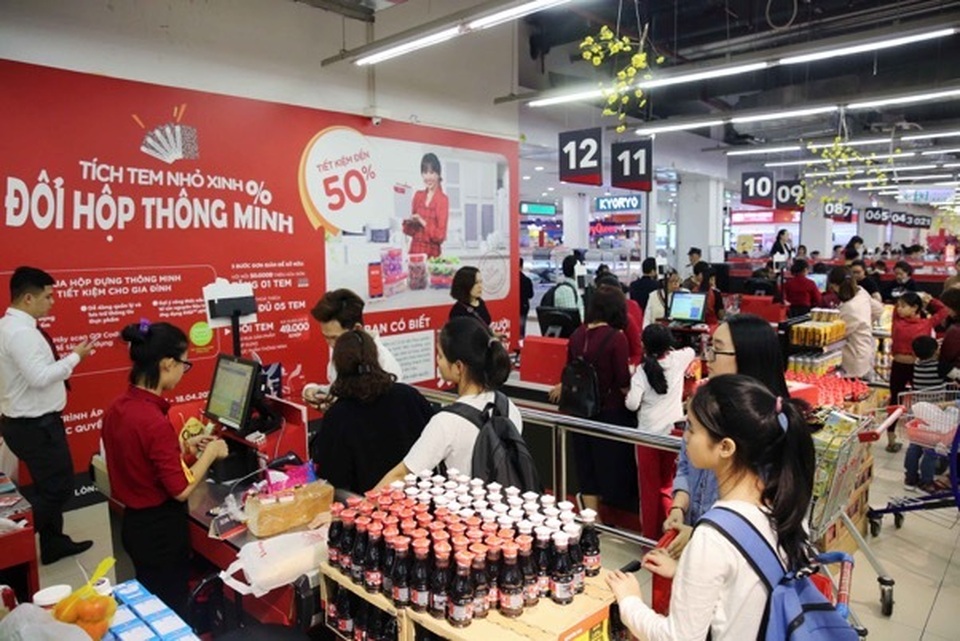 Người dân tấp nập vào siêu thị sắm Tết - 10 Người dân tấp nập vào siêu thị sắm Tết - 10