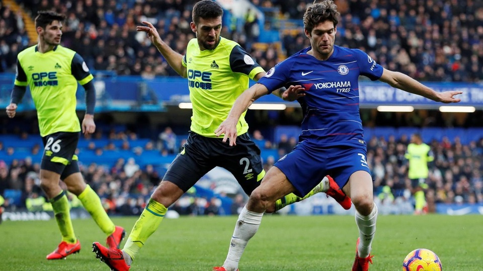 Nhìn lại màn tỏa sáng của Higuain trong trận đại thắng của Chelsea - 15 Nhìn lại màn tỏa sáng của Higuain trong trận đại thắng của Chelsea - 15