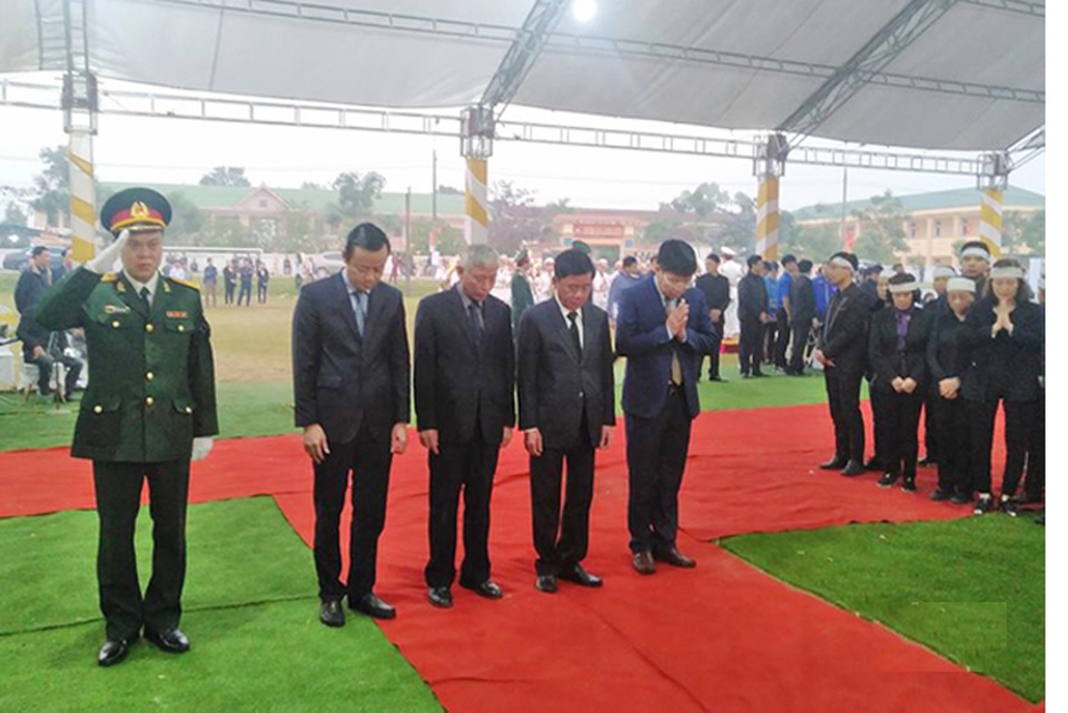 Lễ viếng, an táng ông Nguyễn Đức Bình tại quê nhà Hà Tĩnh - 2