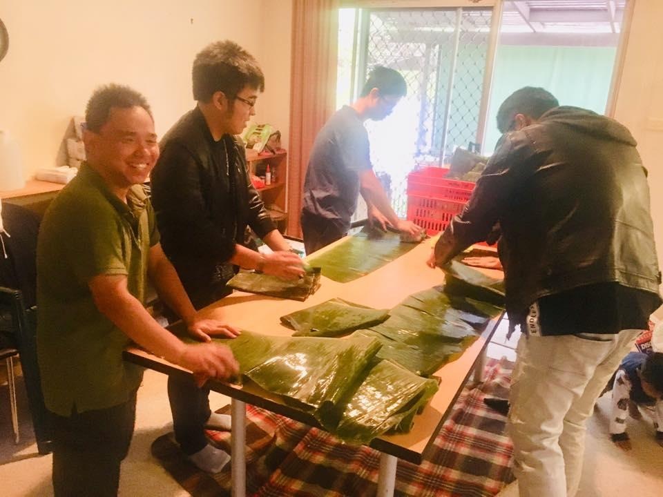 Du học sinh Việt Nam tại Canberra tưng bừng đón Tết Kỷ Hợi ở xứ sở kangaroo - 2 Du học sinh Việt Nam tại Canberra tưng bừng đón Tết Kỷ Hợi ở xứ sở kangaroo - 2