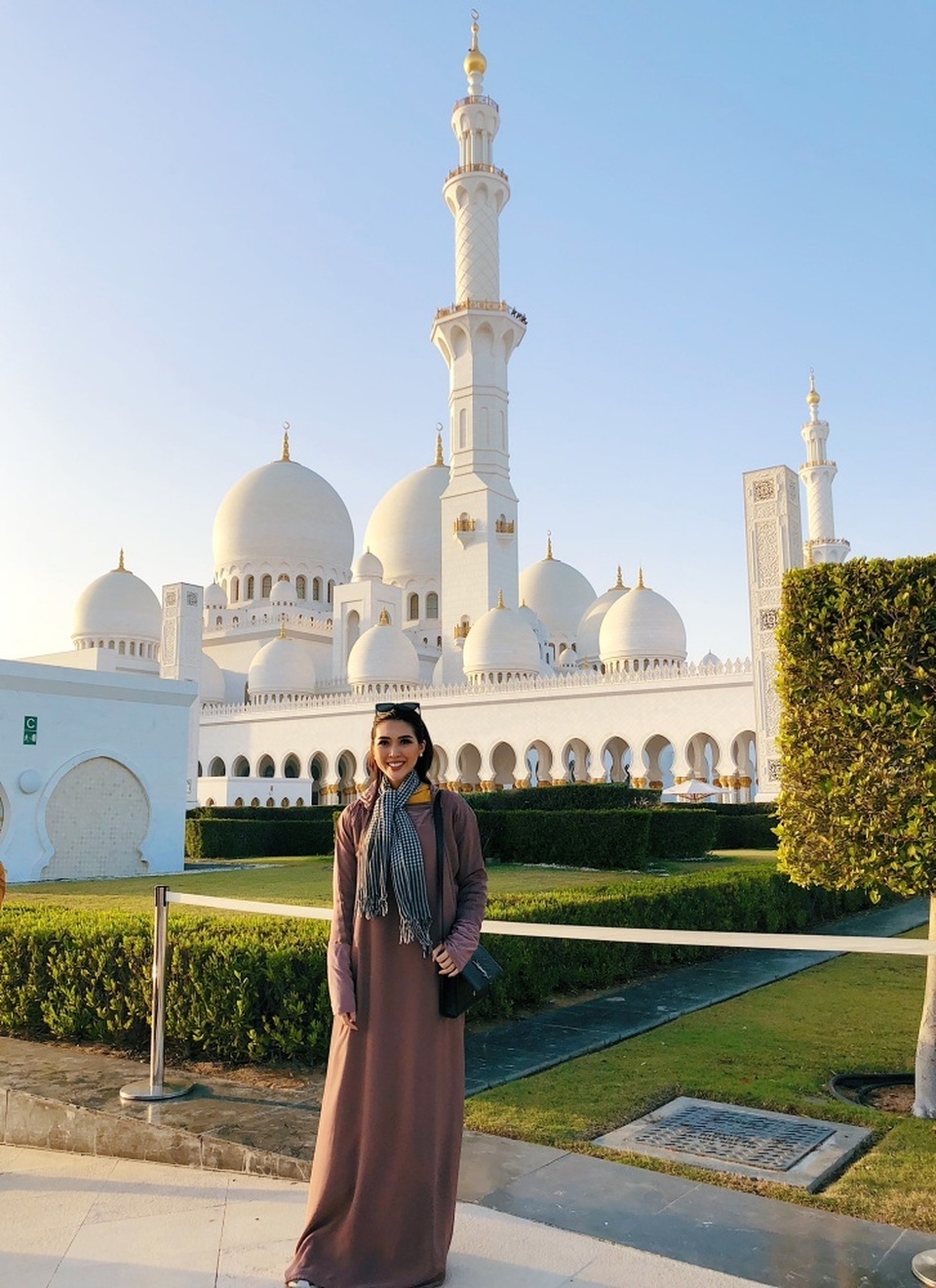 Hoa hậu Tường Linh gây choáng với bộ ảnh mỗi tháng đi du lịch một nước  - 16  Hoa hậu Tường Linh gây choáng với bộ ảnh mỗi tháng đi du lịch một nước  - 16