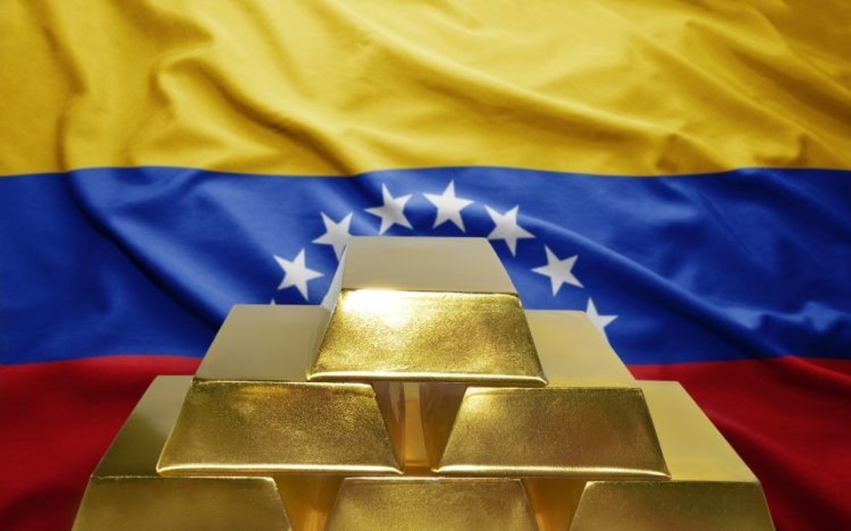 Số vàng suýt được chuyển ra nước ngoài này chiếm tới 20% nguồn cung vàng của Venezuela. Số vàng suýt được chuyển ra nước ngoài này chiếm tới 20% nguồn cung vàng của Venezuela.