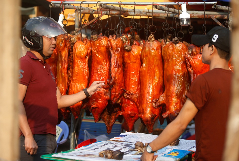 2019-02-04T035429Z_2050800560_RC1DDCF44640_RTRMADP_3_LUNAR-NEWYEAR-CAMBODIA.JPG 2019-02-04T035429Z_2050800560_RC1DDCF44640_RTRMADP_3_LUNAR-NEWYEAR-CAMBODIA.JPG