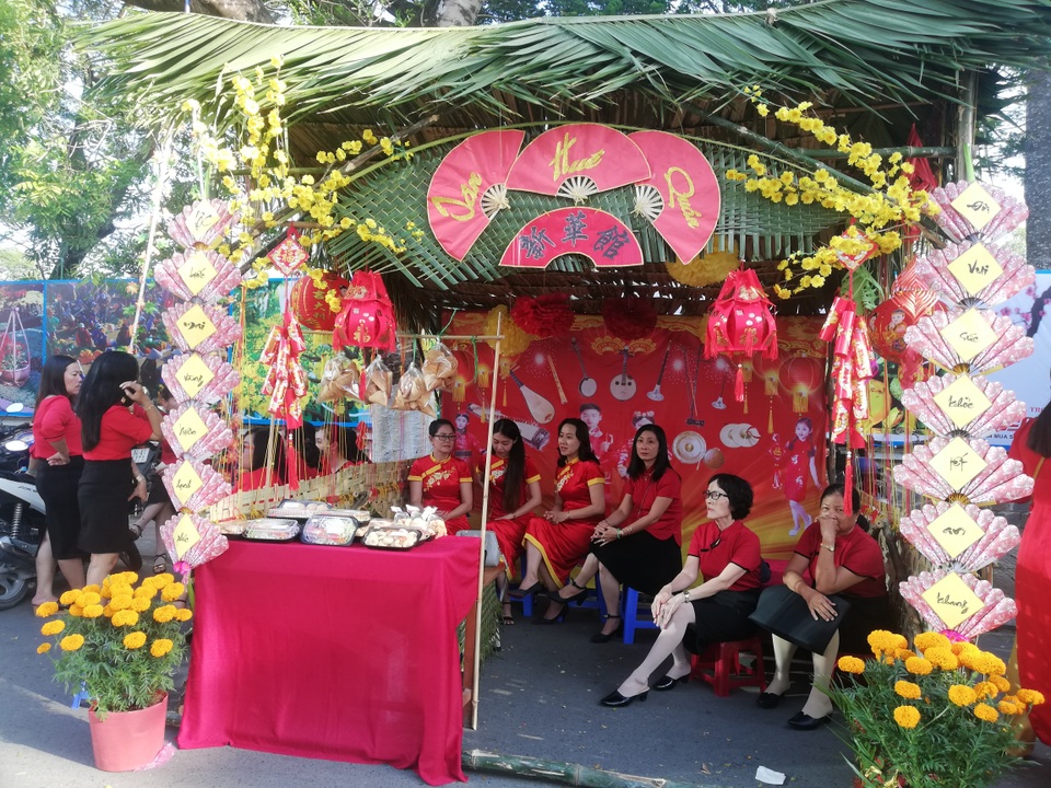 Đặc sắc gian hàng chợ quê Tết trên phố lần đầu xuất hiện ở Bạc Liêu - 17 Đặc sắc gian hàng chợ quê Tết trên phố lần đầu xuất hiện ở Bạc Liêu - 17