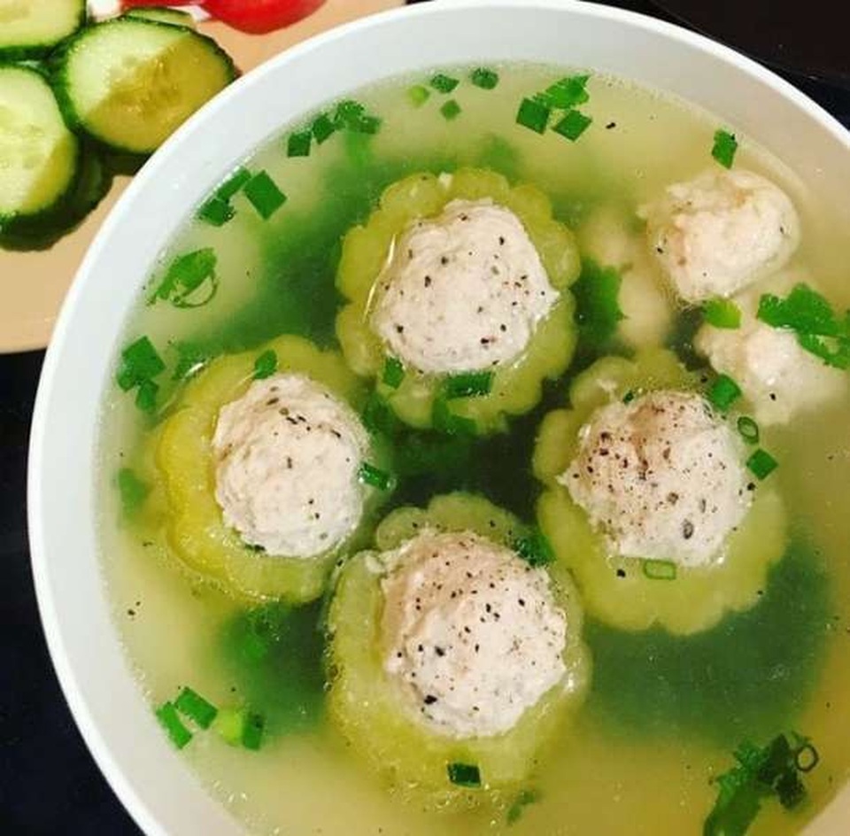 Ngày Tết, giá khổ qua ở miền Tây đắt hơn nhiều so với ngày thường rất nhiều Ngày Tết, giá khổ qua ở miền Tây đắt hơn nhiều so với ngày thường rất nhiều