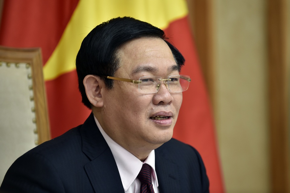 PTTg Vuong Dinh Hue 3.jpg PTTg Vuong Dinh Hue 3.jpg